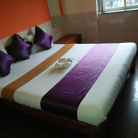 Hotel Q Deck มุมไบ ภายนอก รูปภาพ