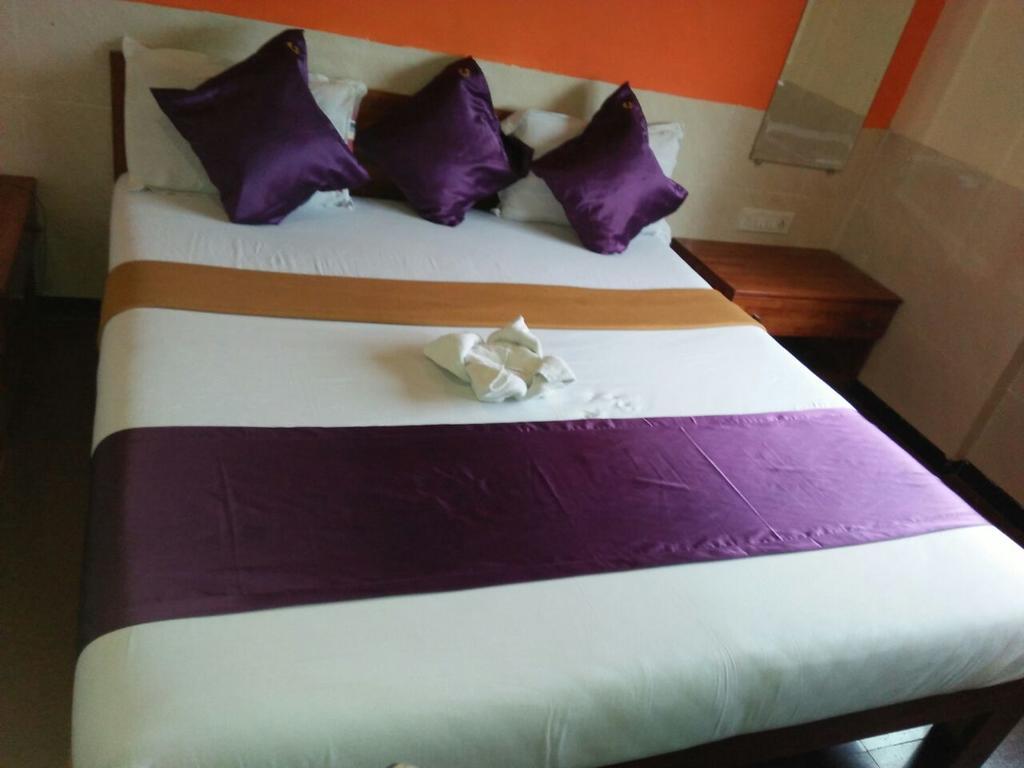 Hotel Q Deck มุมไบ ภายนอก รูปภาพ